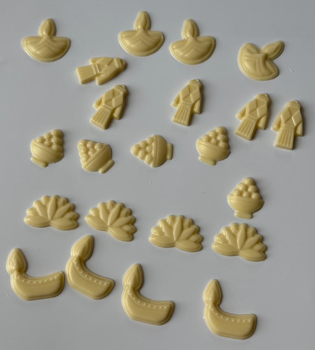 Diwali Chocolate Mould – Diyas, Lotuses & Rangoli Designs